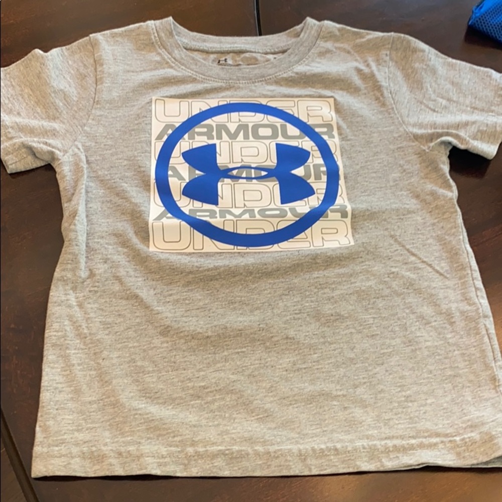Under Armour 3t boys shirt